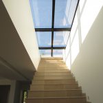 Montee-escalier-pour-acces-toit-avec-verriere-mobile-TOITEL