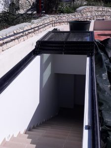 edicule pour acces toit avec toiture escamotable-TOITEL
