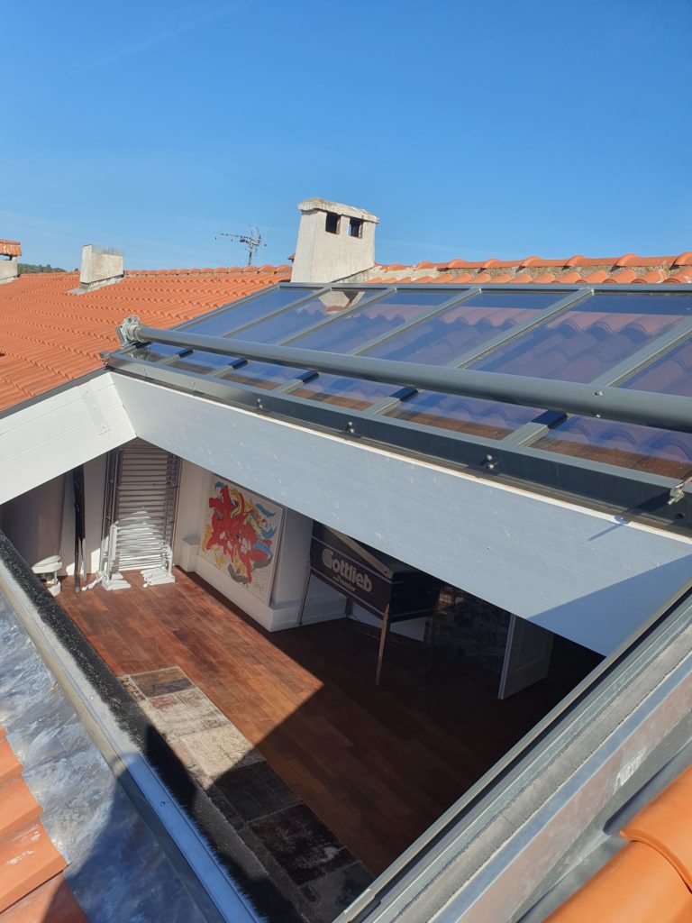 Toit coulissant sur maison à ciel ouvert – TOITEL –
