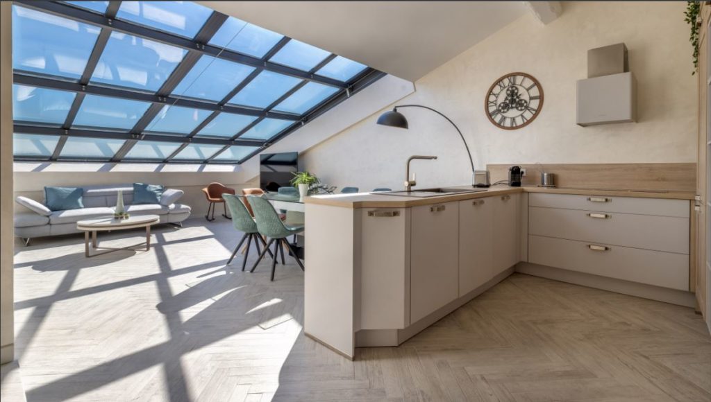 Toiture coulissante pour une maison avec vue panoramique – TOITEL –